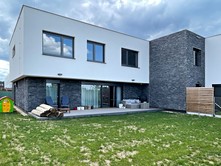 Prodej  rodinného domu 159 m², pozemek 371 m²